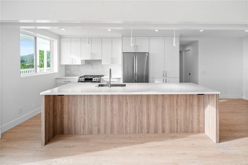 Laguna Beach, CA 92651,400 Loma #C