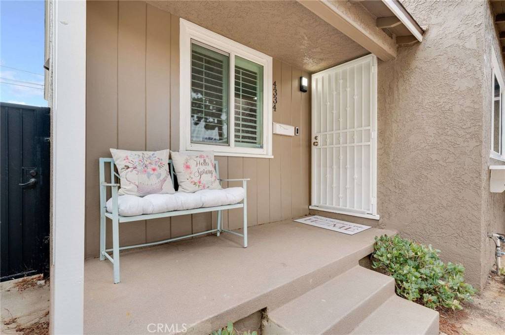 Lakewood, CA 90713,4334 Knoxville AVE