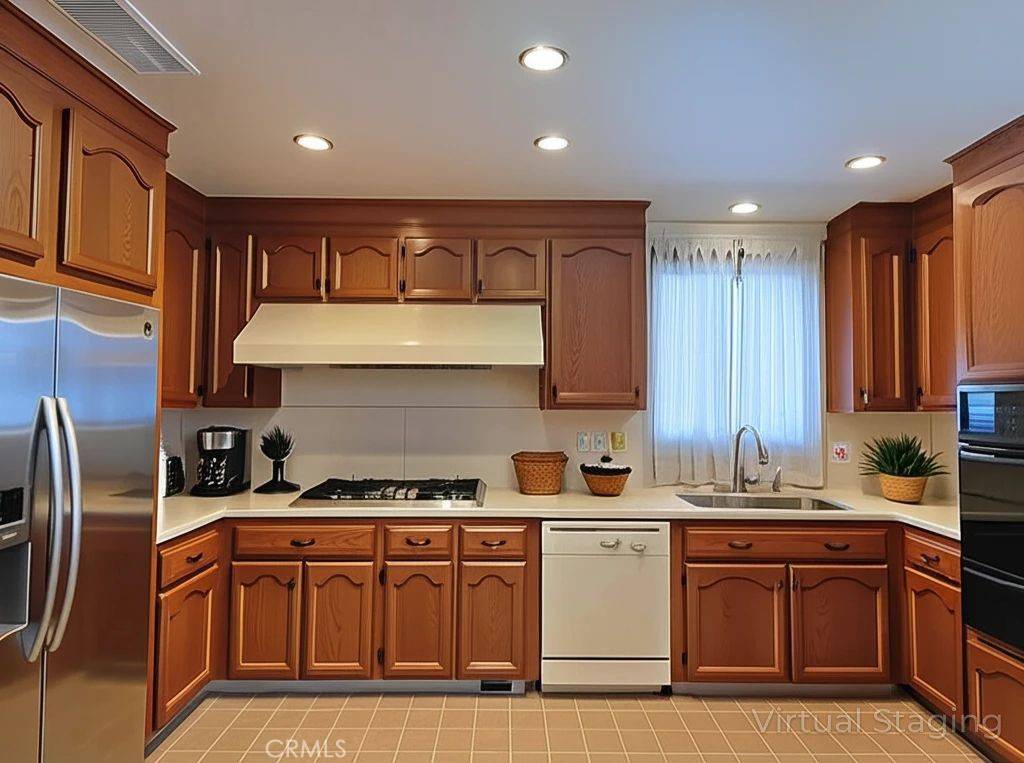 Norwalk, CA 90650,13708 Roper AVE