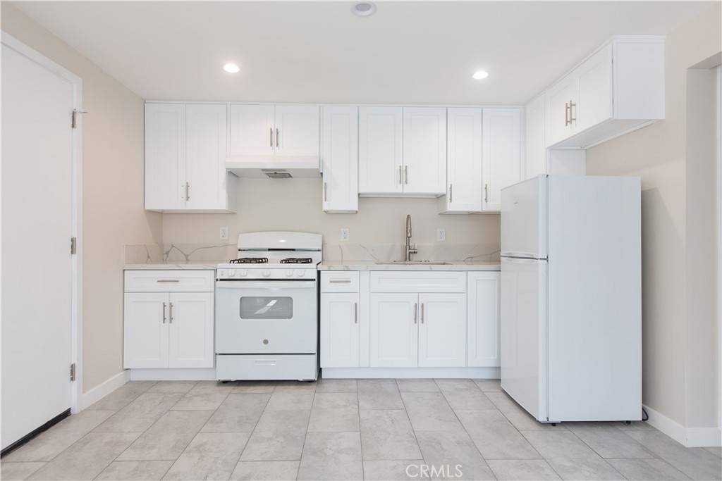 Whittier, CA 90602,7732 Bright AVE