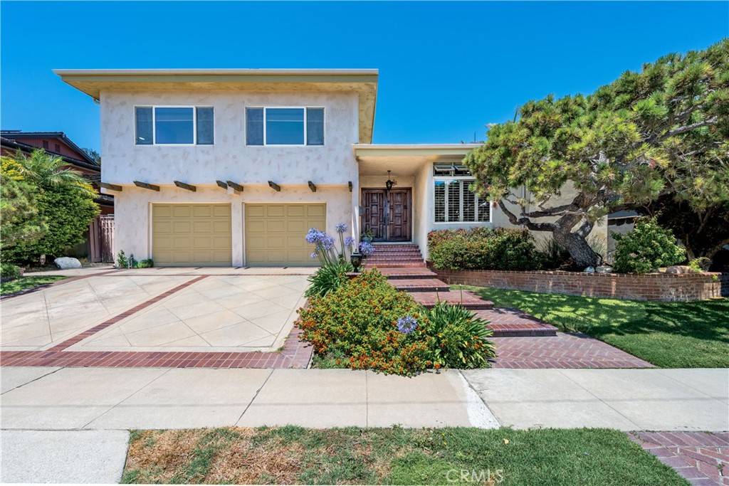 Seal Beach, CA 90740,1335 Crestview AVE