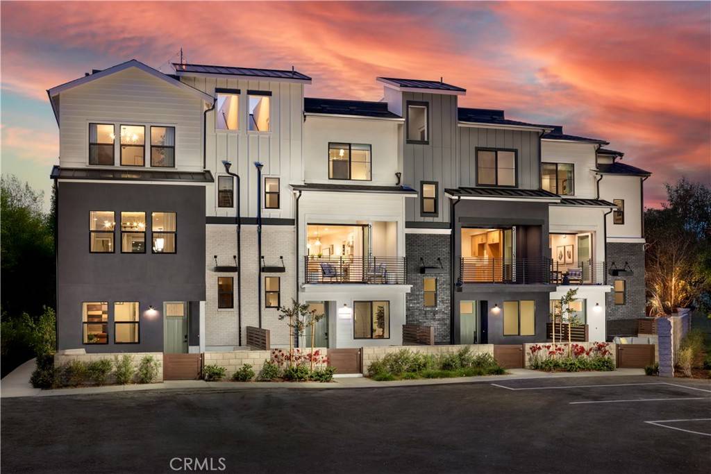 Huntington Beach, CA 92648,19071 Main ST #113