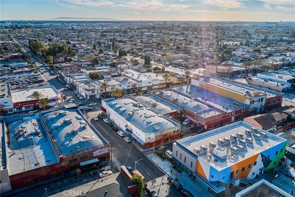 Los Angeles, CA 90022,4729 Whittier BLVD