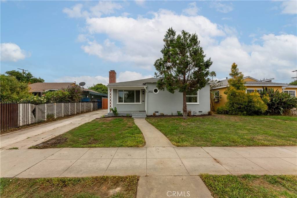 Compton, CA 90221,3652 E Josephine CT