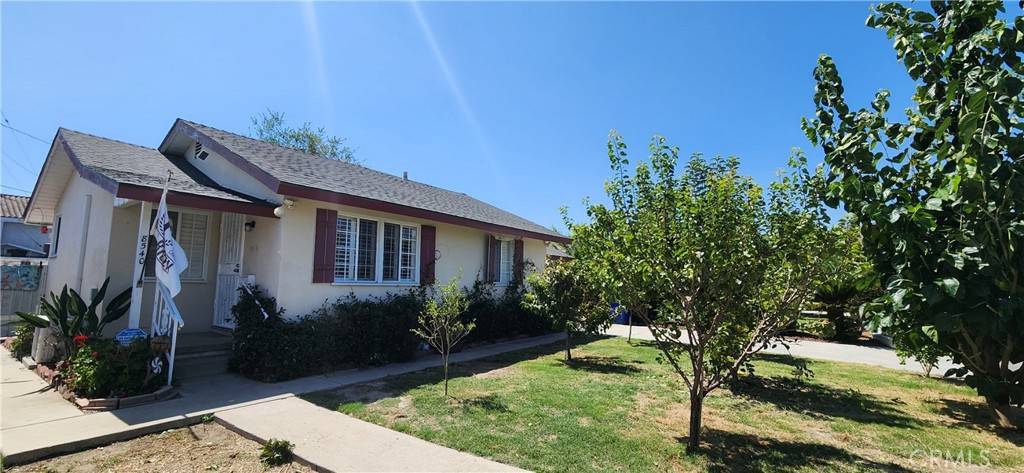 Downey, CA 90241,8540 Farm ST