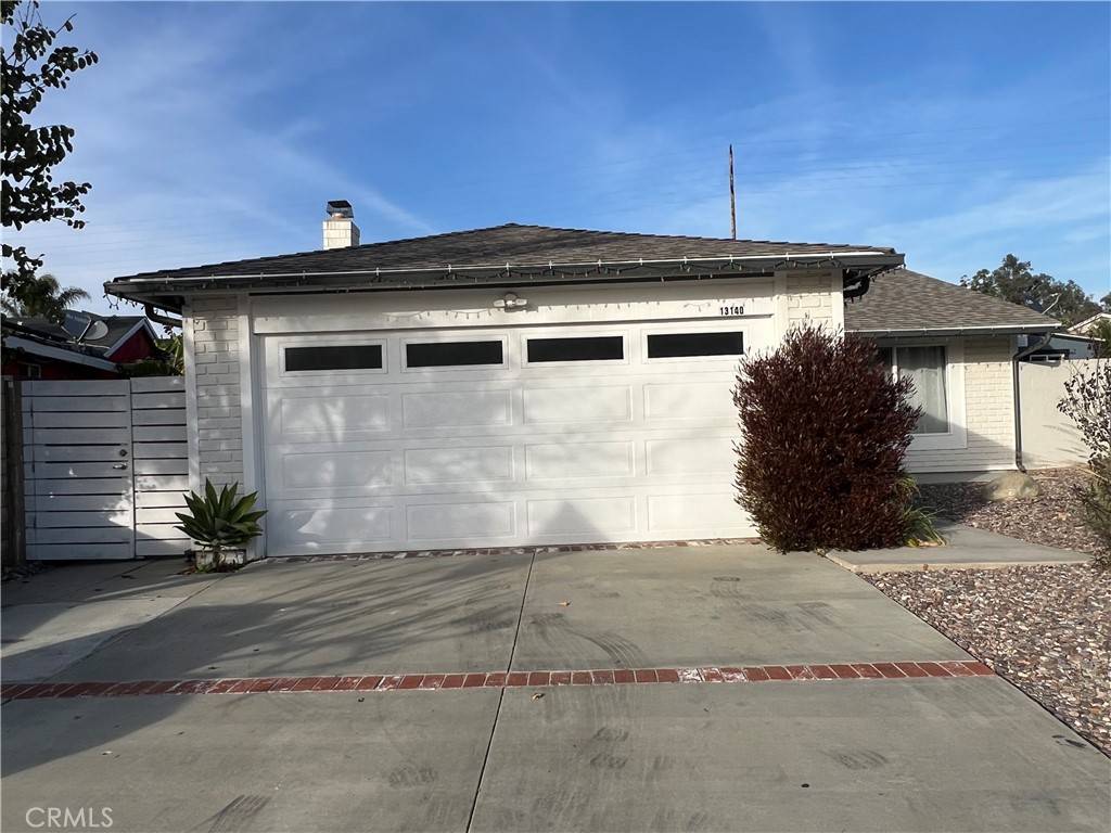 Arleta, CA 91331,13140 Reedley ST