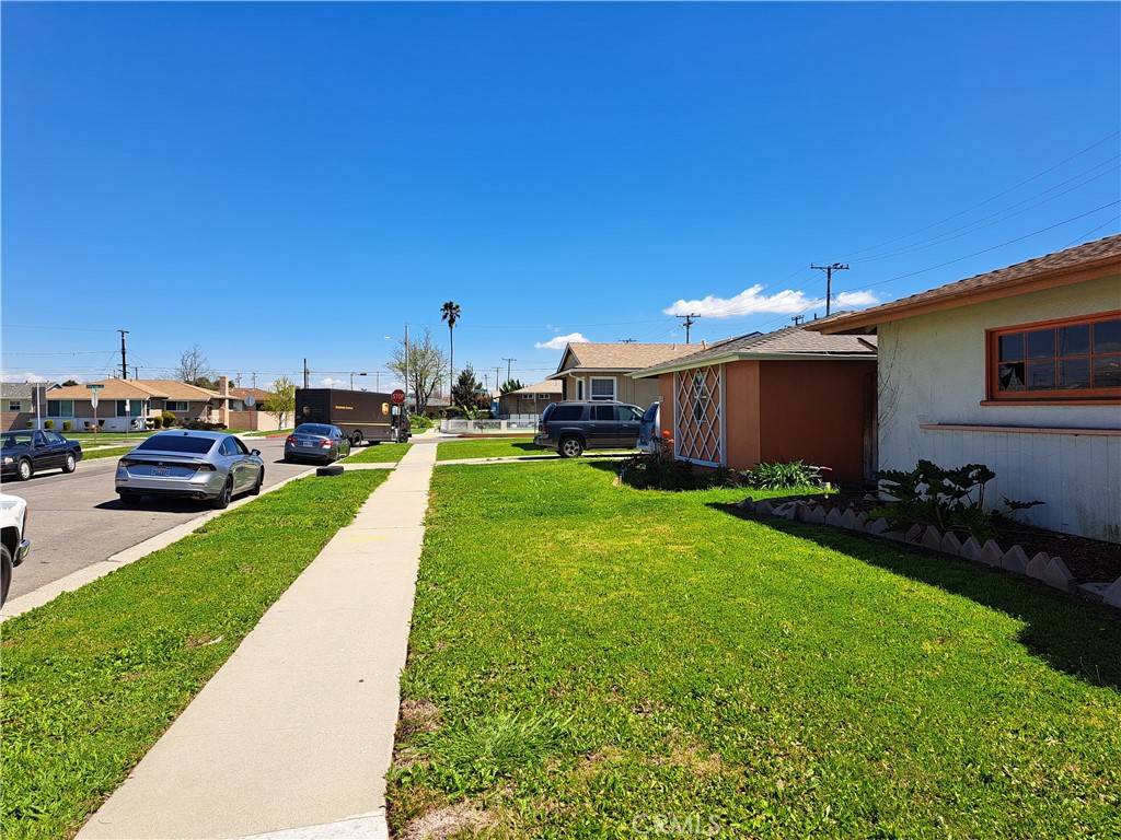 Gardena, CA 90249,2512 W 141st ST