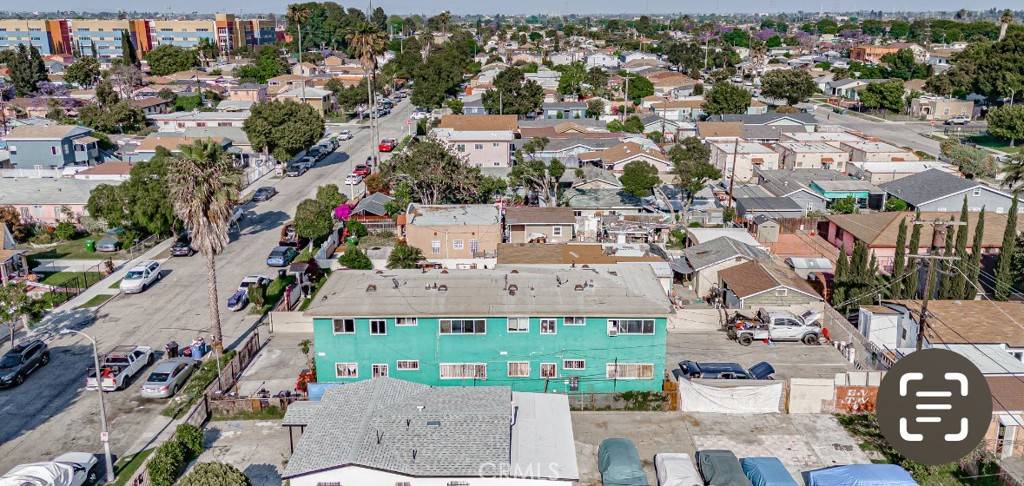 Los Angeles, CA 90003,126 E 89th ST