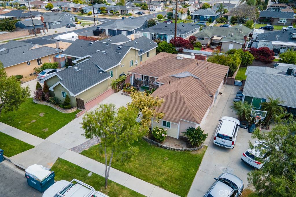 Bellflower, CA 90706,10348 Mapledale ST