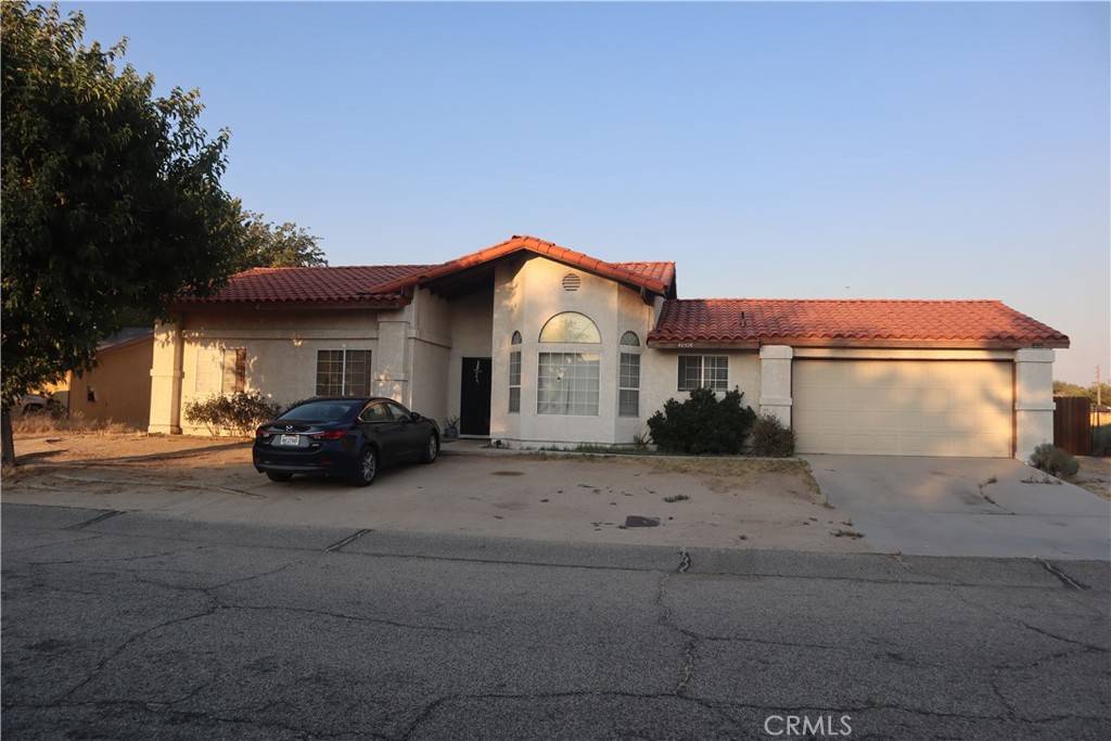 Lancaster, CA 93535,40526 176th ST E