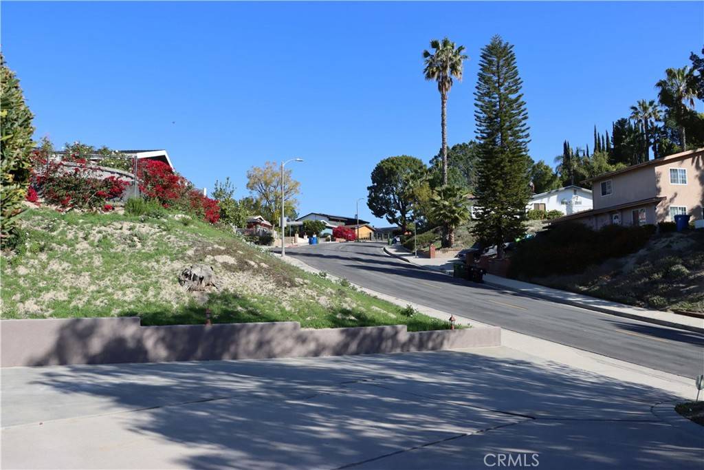 West Hills, CA 91307,7215 Darnoch WAY