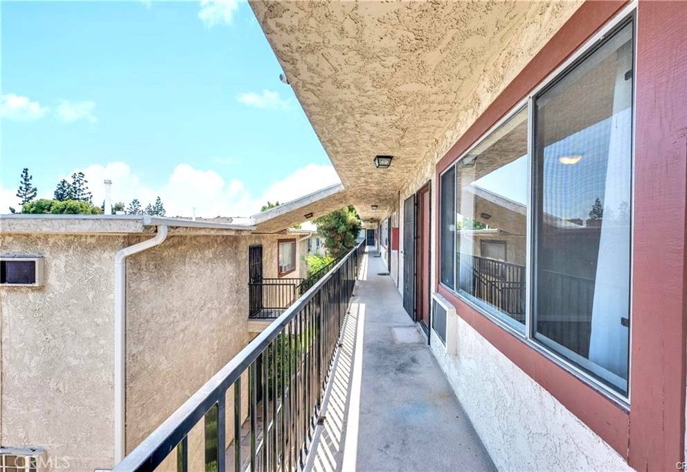 Panorama City, CA 91402,8800 Cedros AVE #207