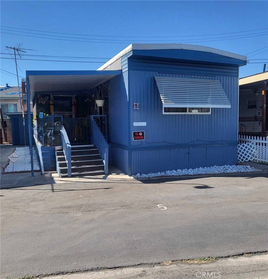 Bellflower, CA 90706,9235 Artesia BLVD #5