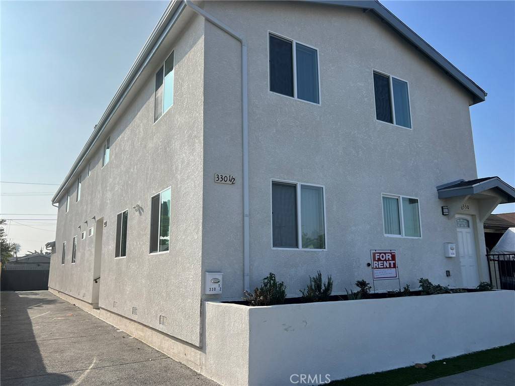 Los Angeles, CA 90003,330 E 99th ST