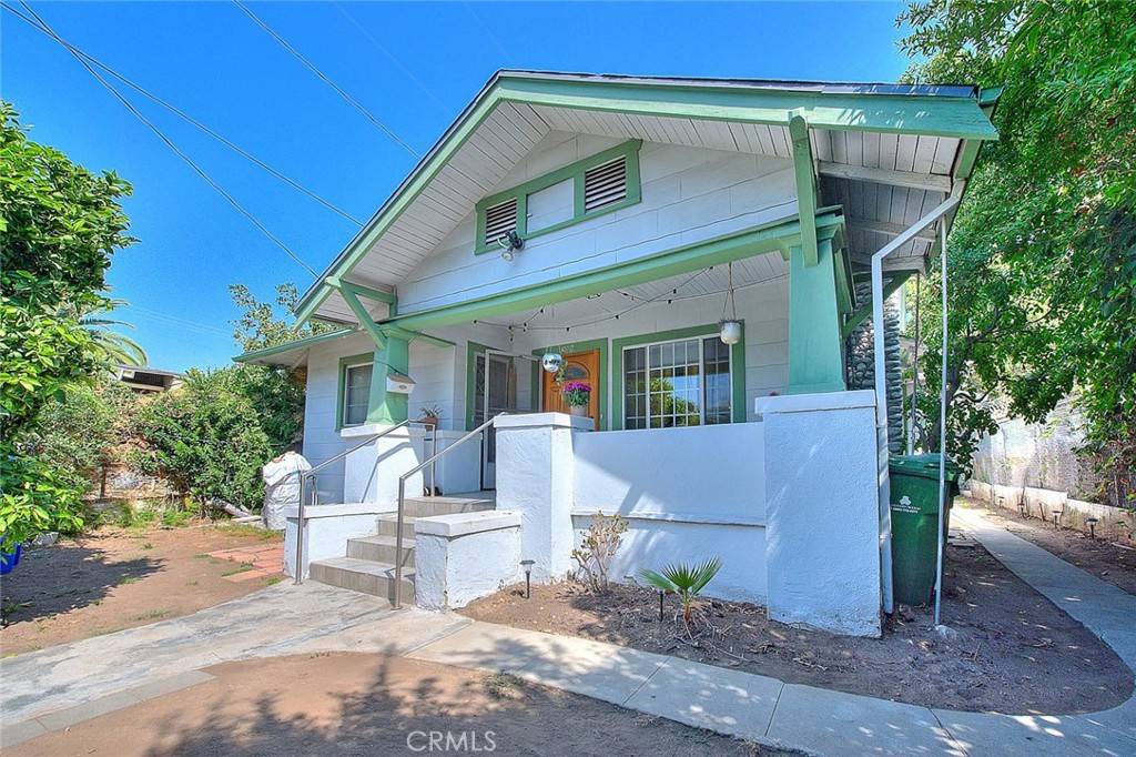 Los Angeles, CA 90042,219 S Avenue 60