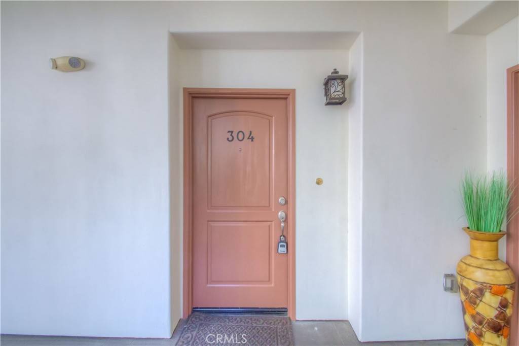 Studio City, CA 91604,4551 Coldwater canyon AVE #304