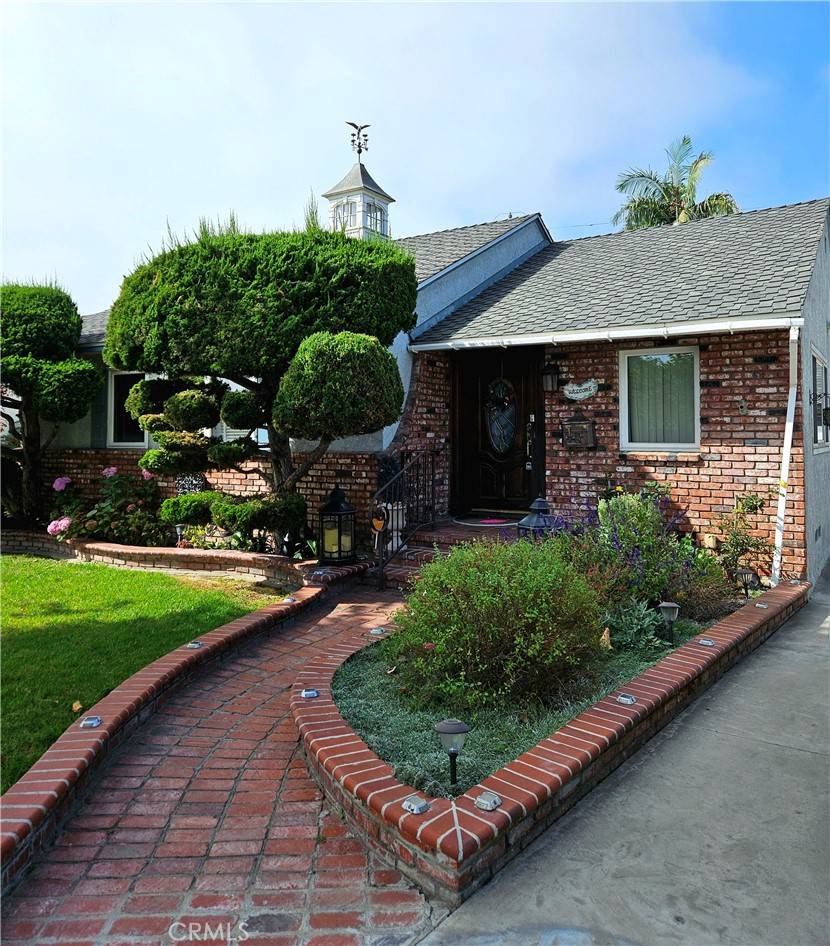 Lakewood, CA 90712,6149 Whitewood ave