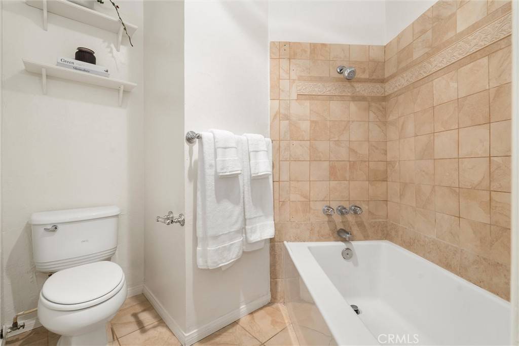 3565 Linden AVE #220 Long Beach, CA 90807