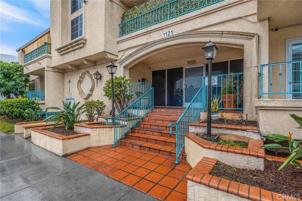Long Beach, CA 90804,1121 Obispo AVE #210