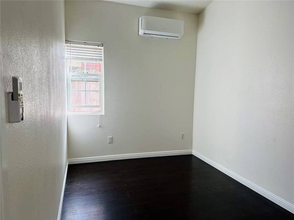 Ontario, CA 91764,1139 E Elma ST