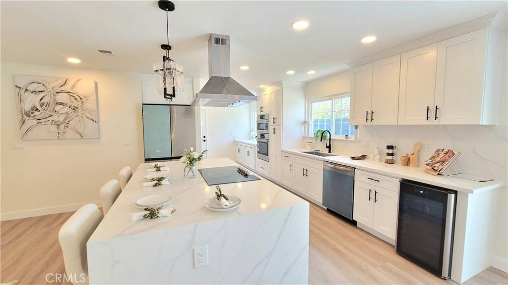 Costa Mesa, CA 92626,3109 Monroe WAY