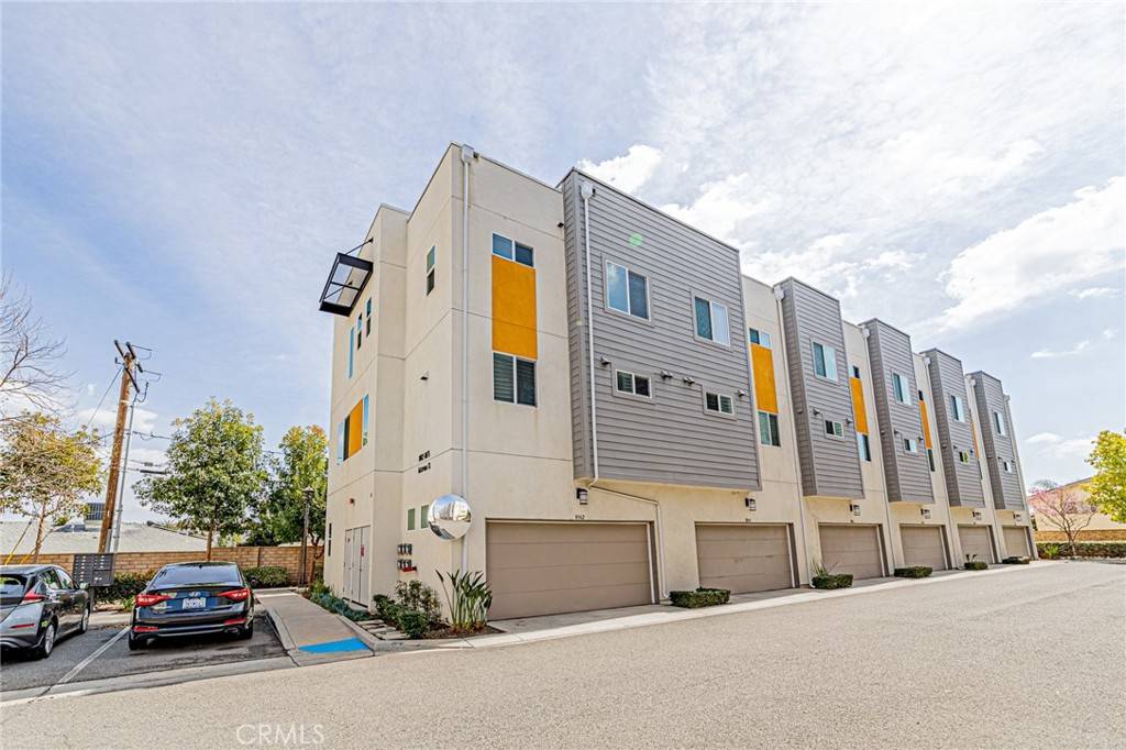 Buena Park, CA 90621,8062 Ackerman ST