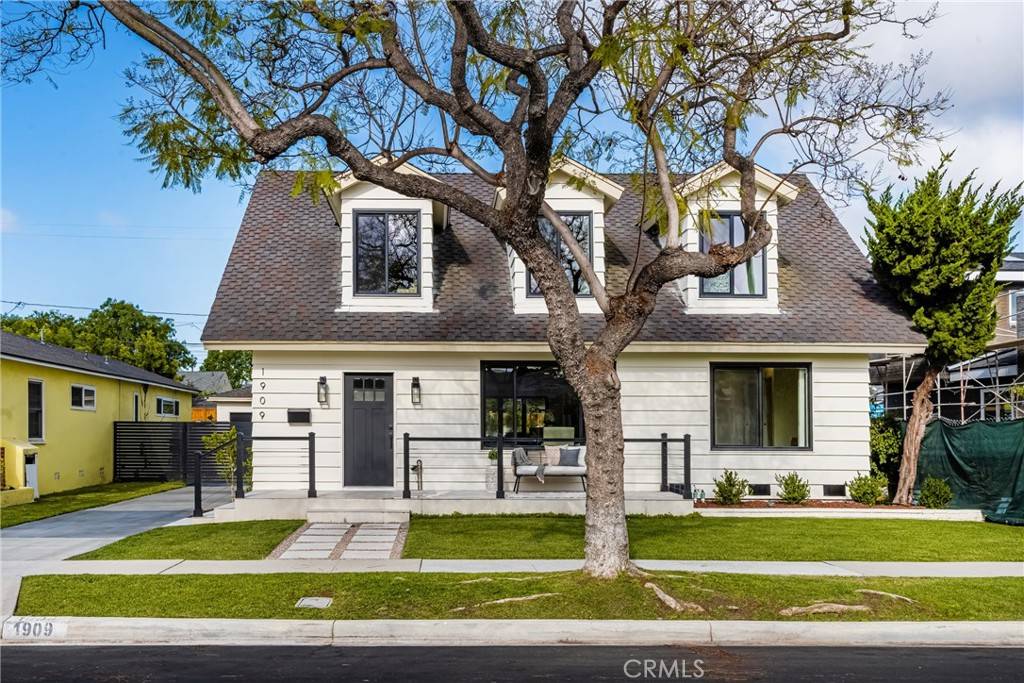 Long Beach, CA 90815,1909 Montair AVE