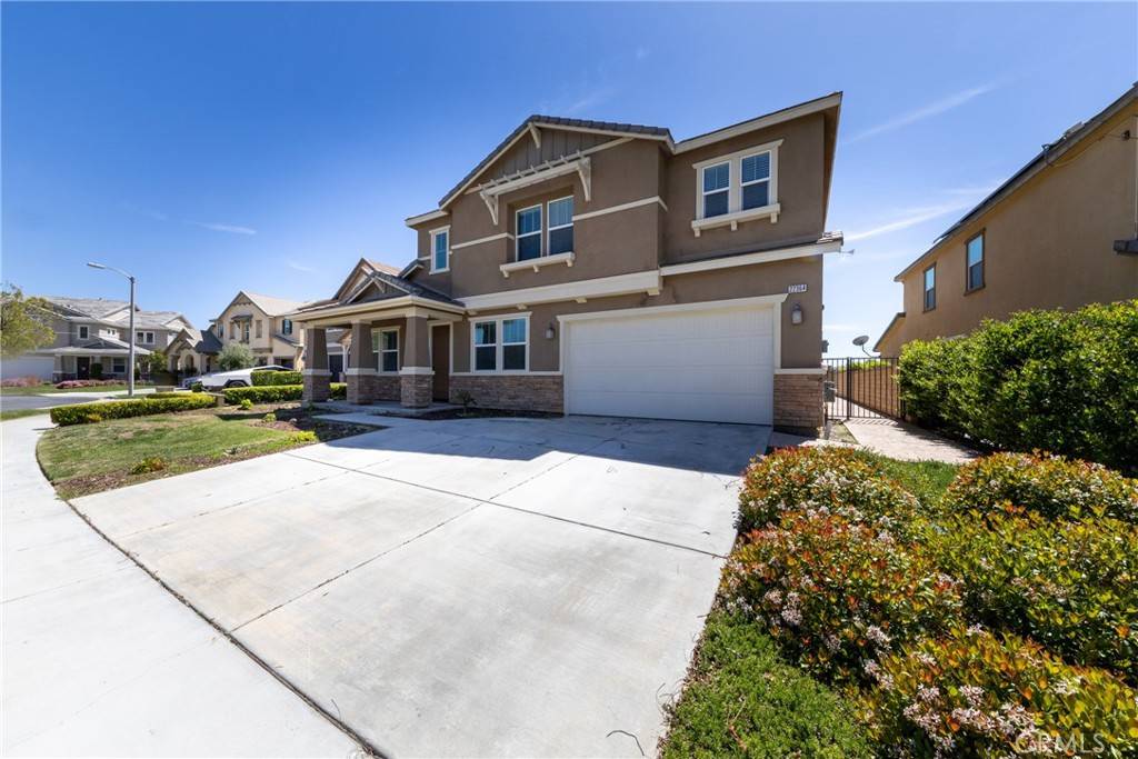 Saugus, CA 91350,22364 Driftwood CT