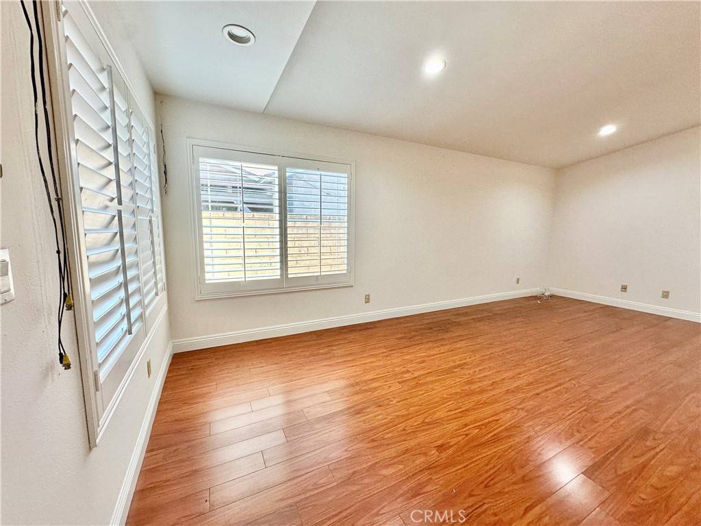 Artesia, CA 90701,18113 Elaine AVE