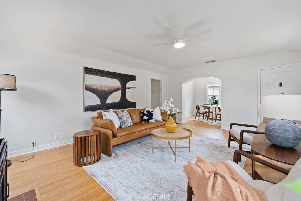 Long Beach, CA 90807,3552 Gaviota Avenue