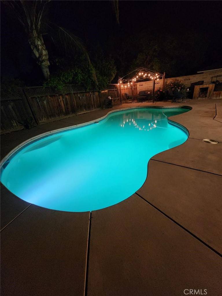 Bakersfield, CA 93301,2429 C ST
