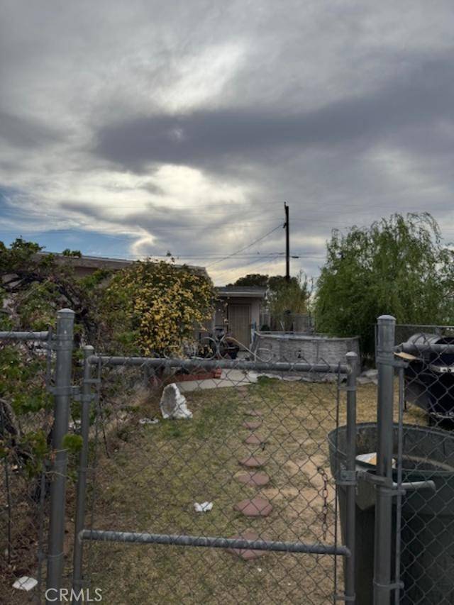 Edwards, CA 93523,13361 Davenport ST