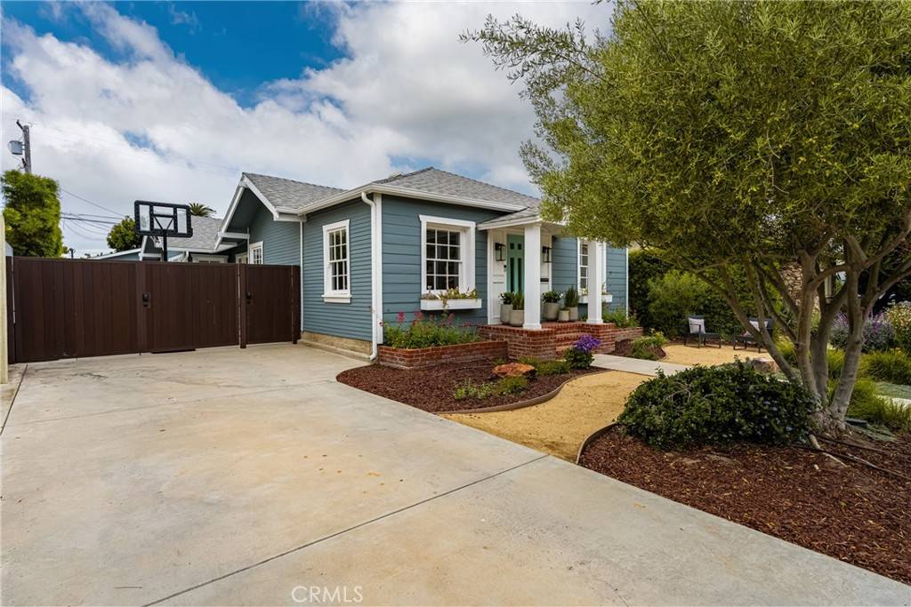 Long Beach, CA 90814,661 Grand AVE