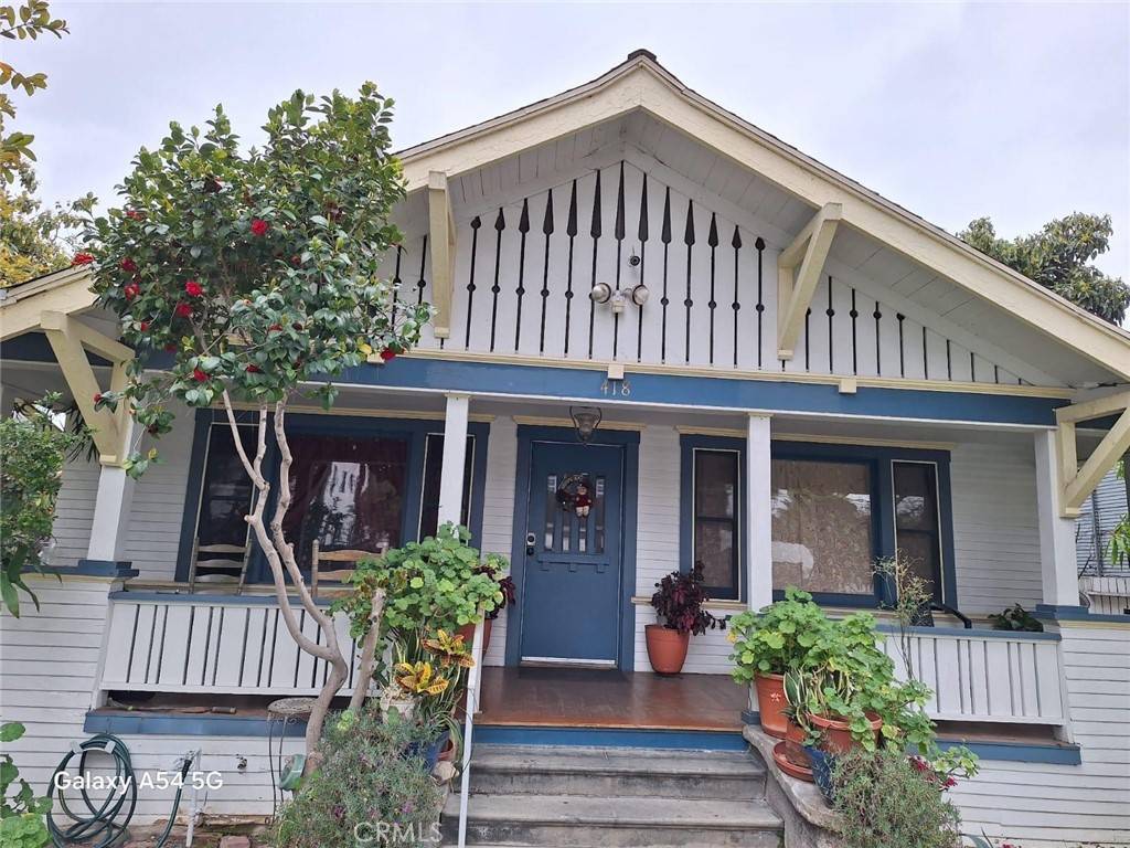 Santa Ana, CA 92701,418 W Pine ST