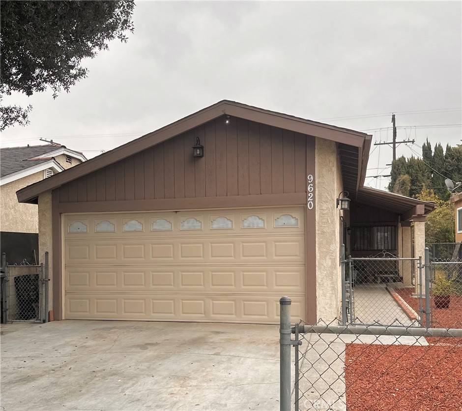 South Gate, CA 90280,9620 San Vincente AVE