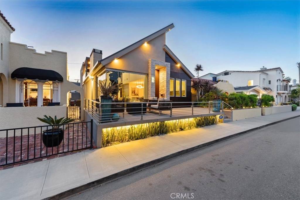 Long Beach, CA 90803,29 W Neapolitan LN