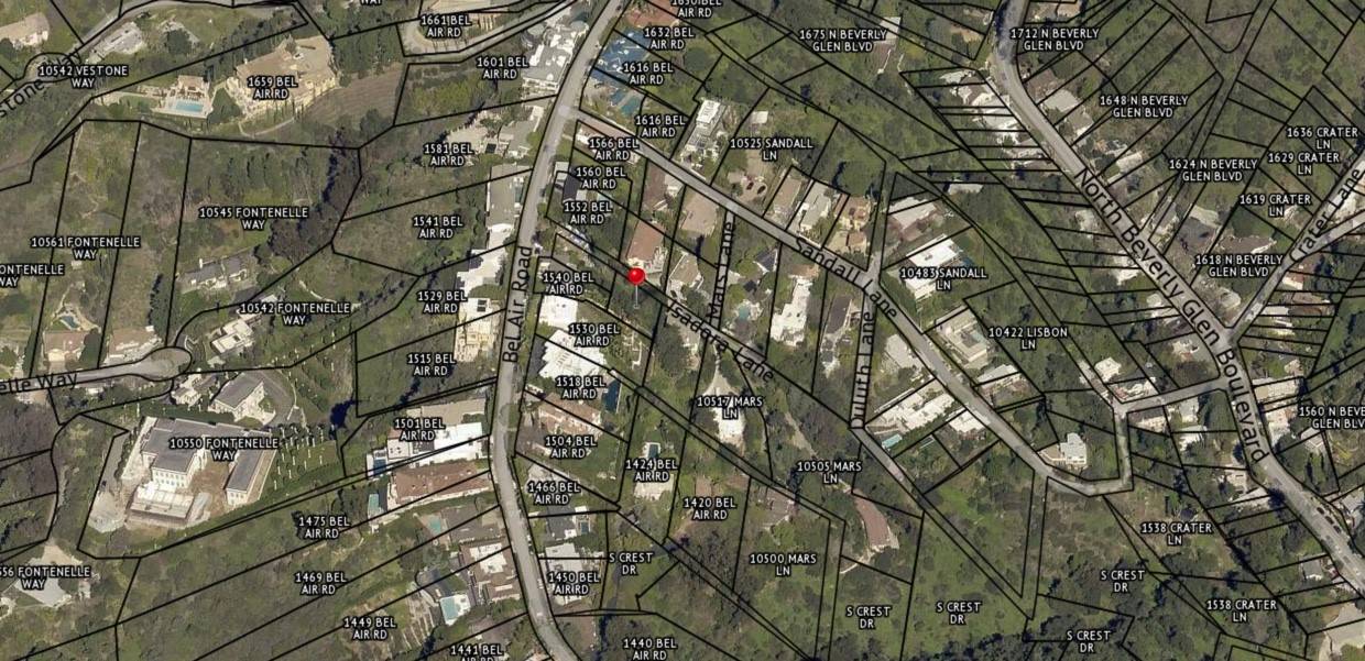 Los Angeles, CA 90077,10532 Isadora LN