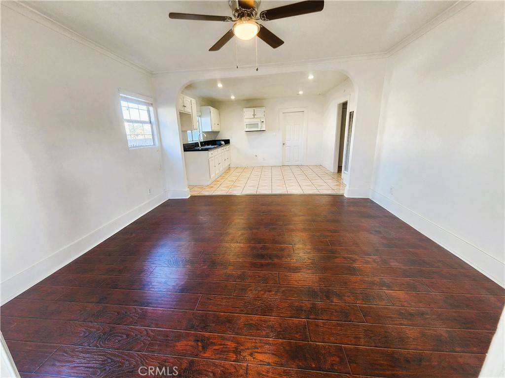 Los Angeles, CA 90044,1210 W Manchester AVE