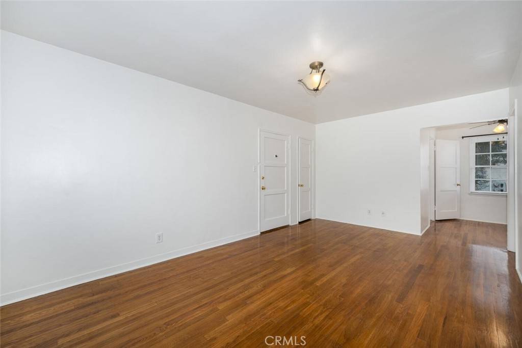 Long Beach, CA 90807,814 E Carson St