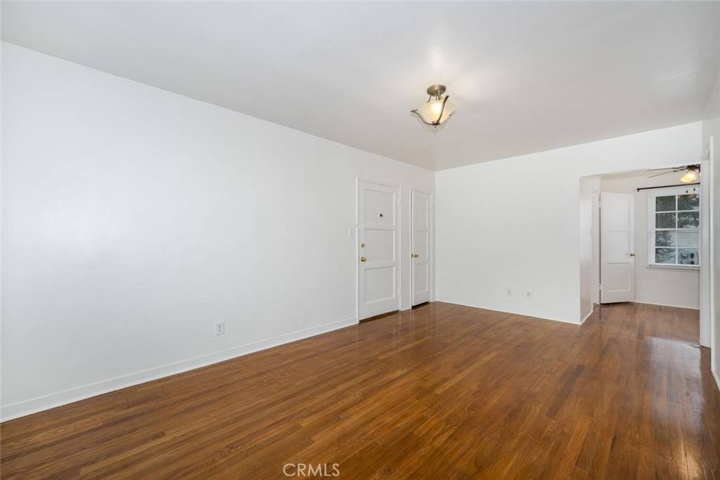 Long Beach, CA 90807,814 E Carson St