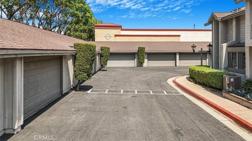 Fullerton, CA 92831,2220 E Chapman AVE #51