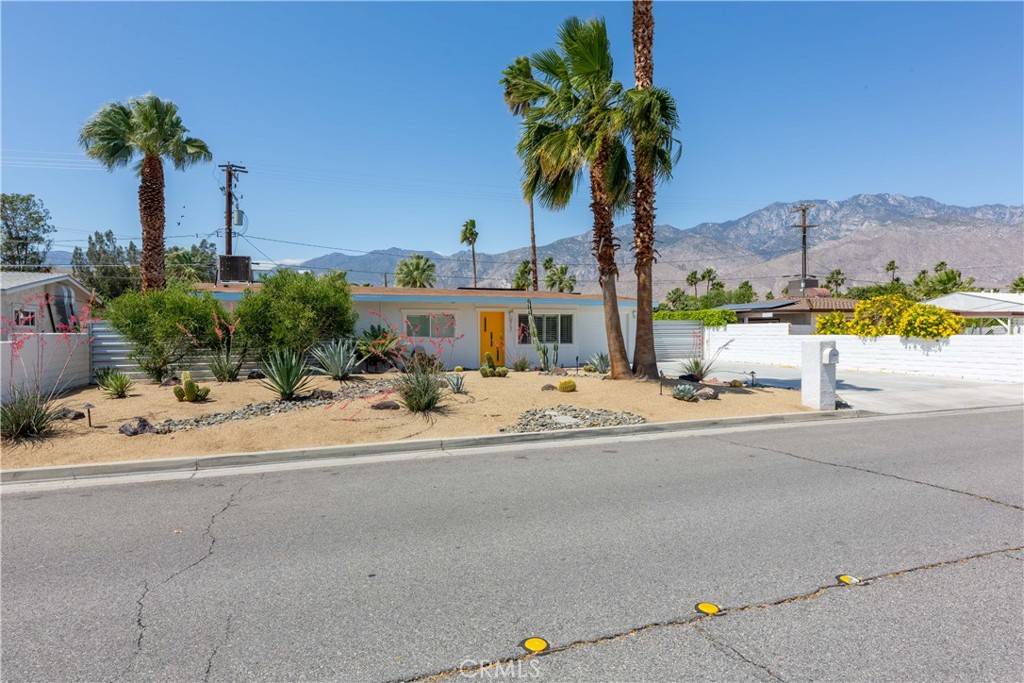 Palm Springs, CA 92264,957 S Paseo Dorotea
