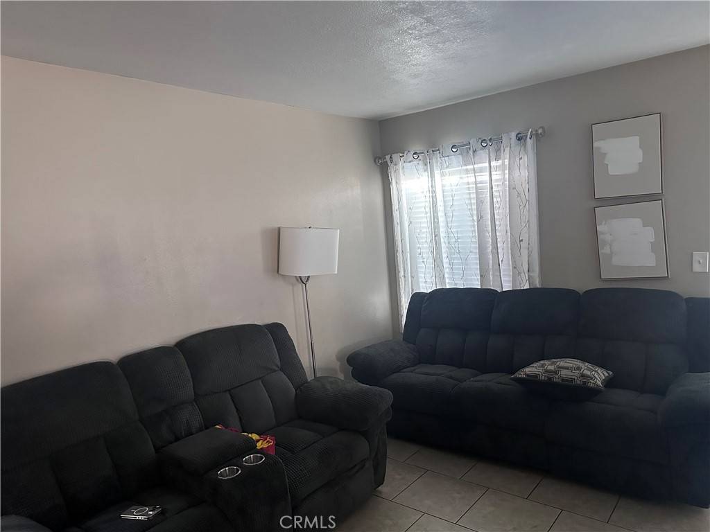 Norwalk, CA 90650,12803 Tomahawk LN
