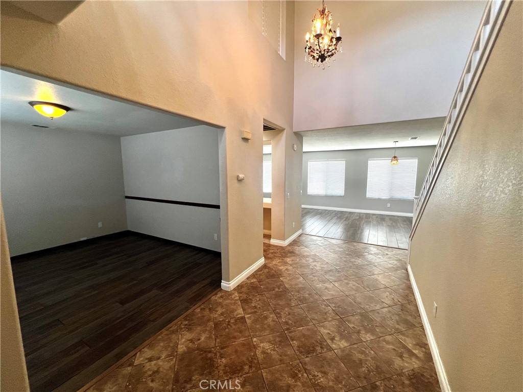 Corona, CA 92881,361 Adirondack DR