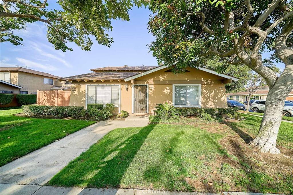 Cerritos, CA 90703,16806 Judy WAY