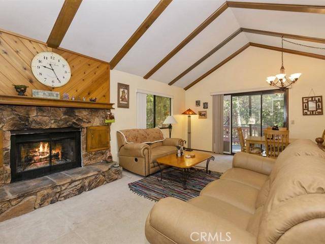 Lake Arrowhead, CA 92352,27359 Alpen DR