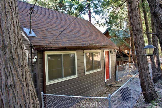 Lake Arrowhead, CA 92352,754 Sunderland CT