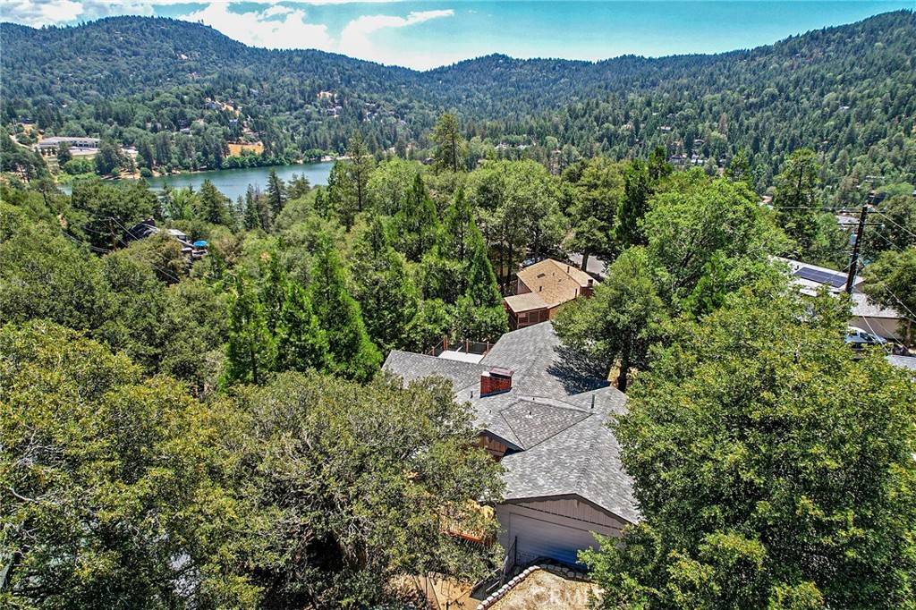 Crestline, CA 92325,450 Wylerhorn DR