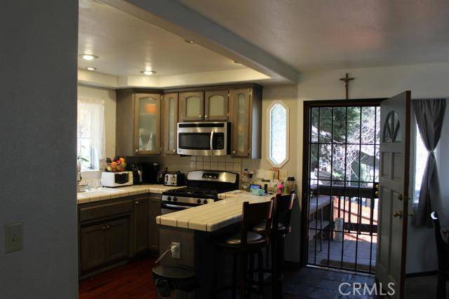 Crestline, CA 92325,494 Log LN