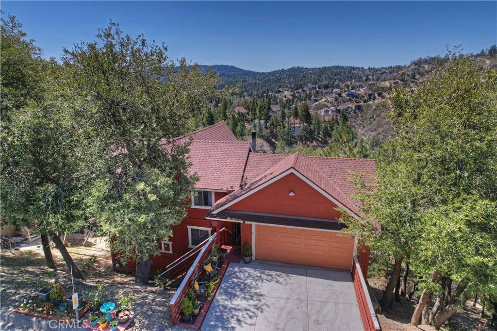 Lake Arrowhead, CA 92352,1204 Grass Valley RD